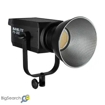 نور ثابت RGB نانلایت با قابلیت تولید طیف گسترده رنگ‌ها، مناسب برای فیلم‌برداری و عکاسی خلاقانه